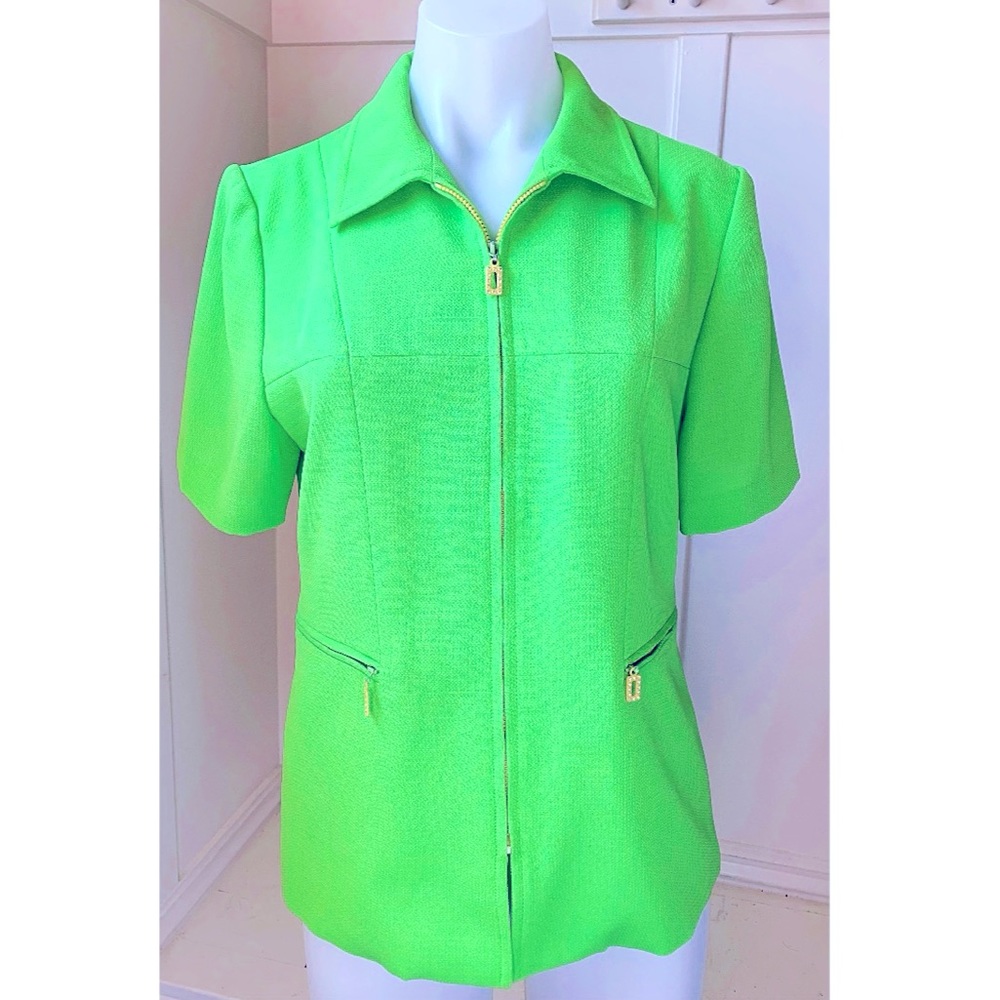 Beautiful vintage top with sparkly charms